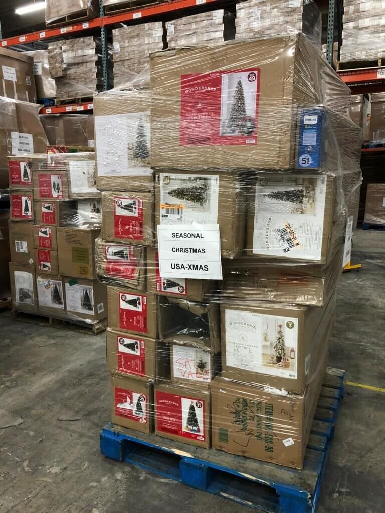 Christmas pallet trees