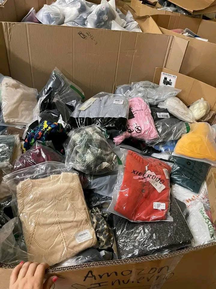 Wholesale Women's clothing pallets